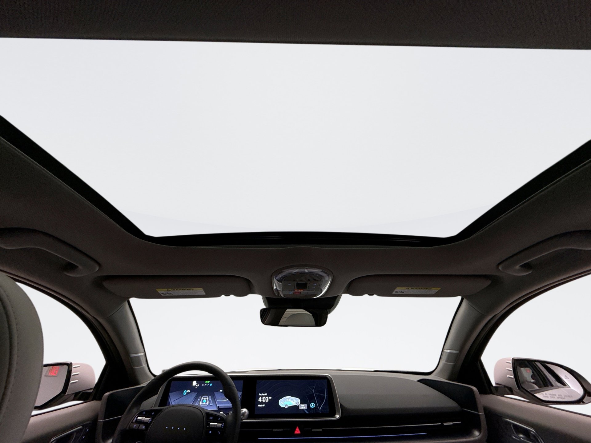 Used 2025 Hyundai Ioniq 6 Limited image 18