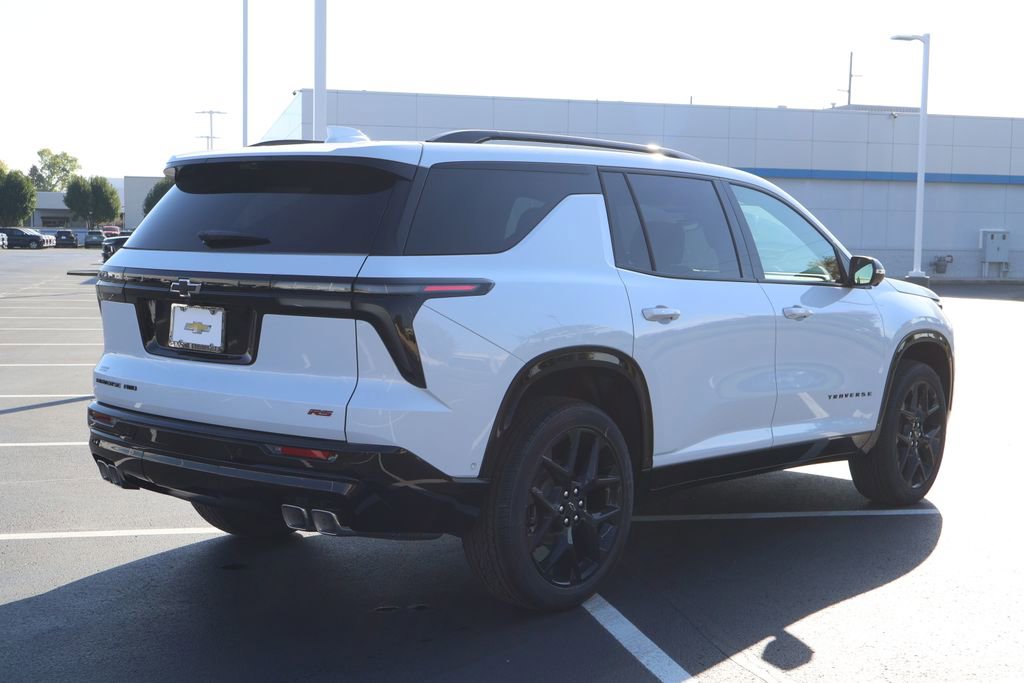 New 2026 Chevrolet Traverse RS w/ LPO, Floor Liner Package image 8