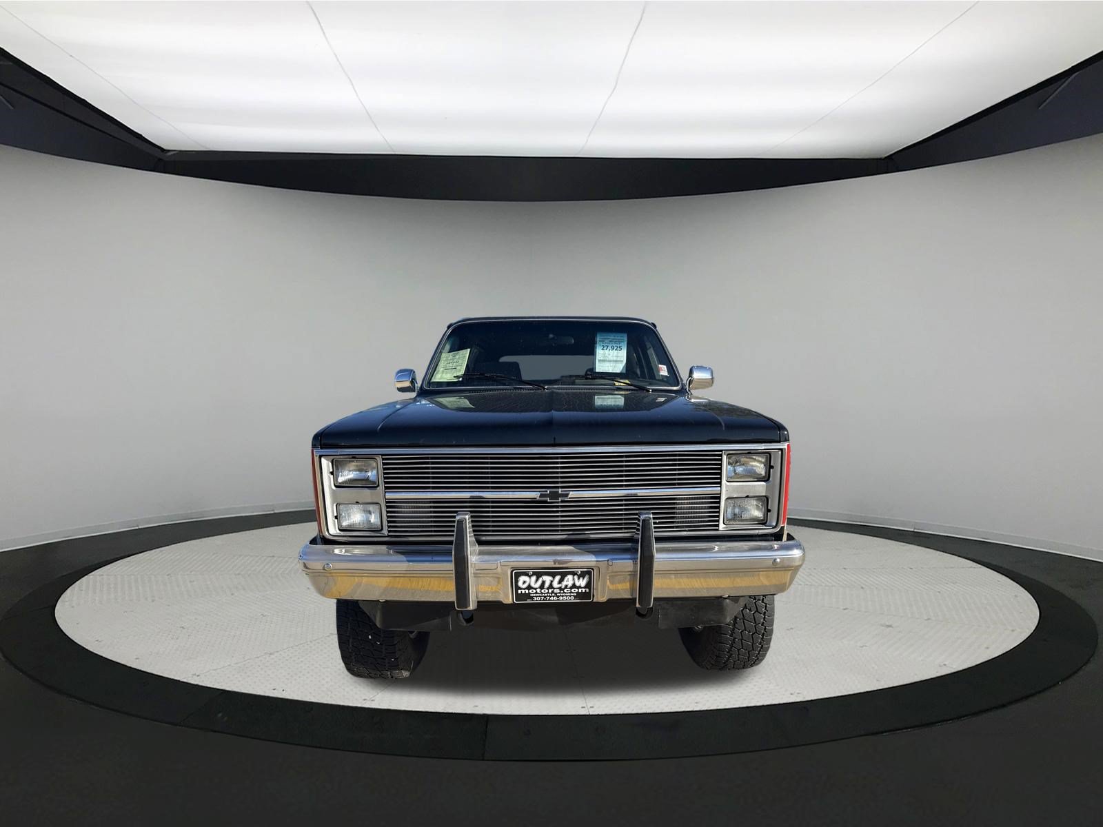 Used 1988 Chevrolet Blazer 4WD image 2