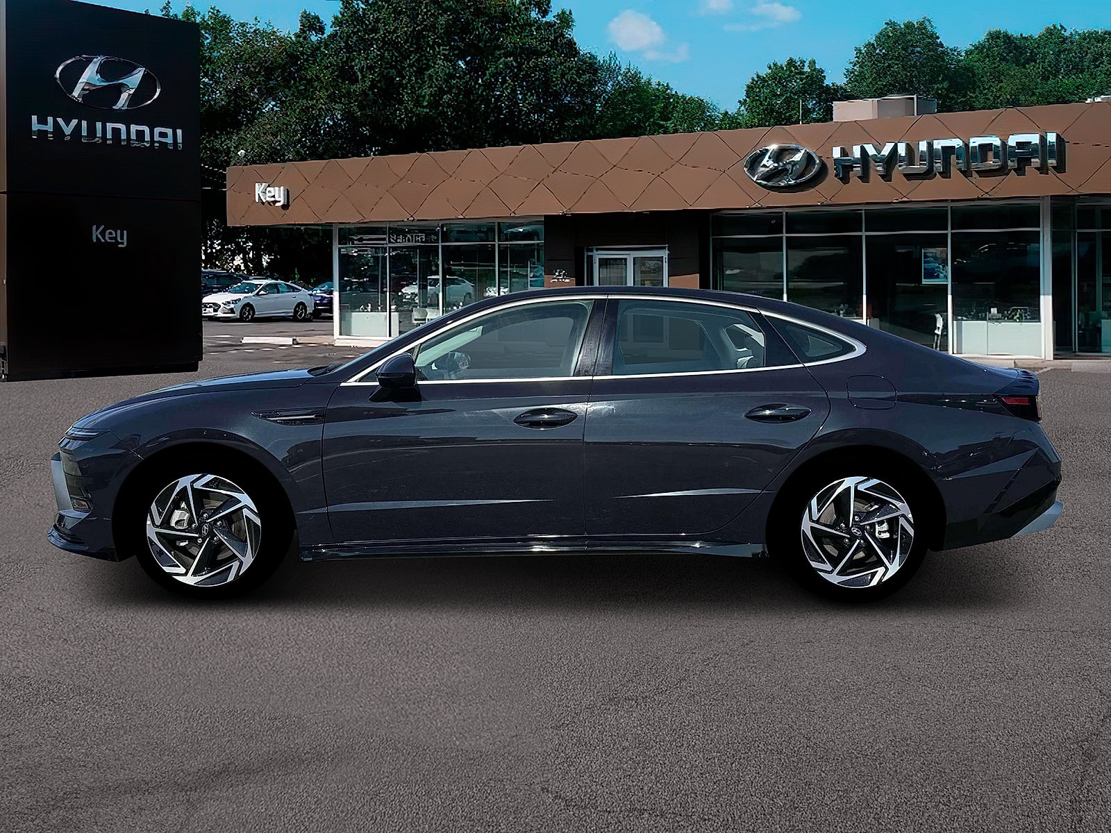 Certified 2025 Hyundai Sonata SEL FWD image 4
