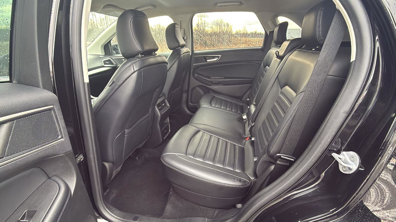 Used 2023 Ford Edge SEL image 24