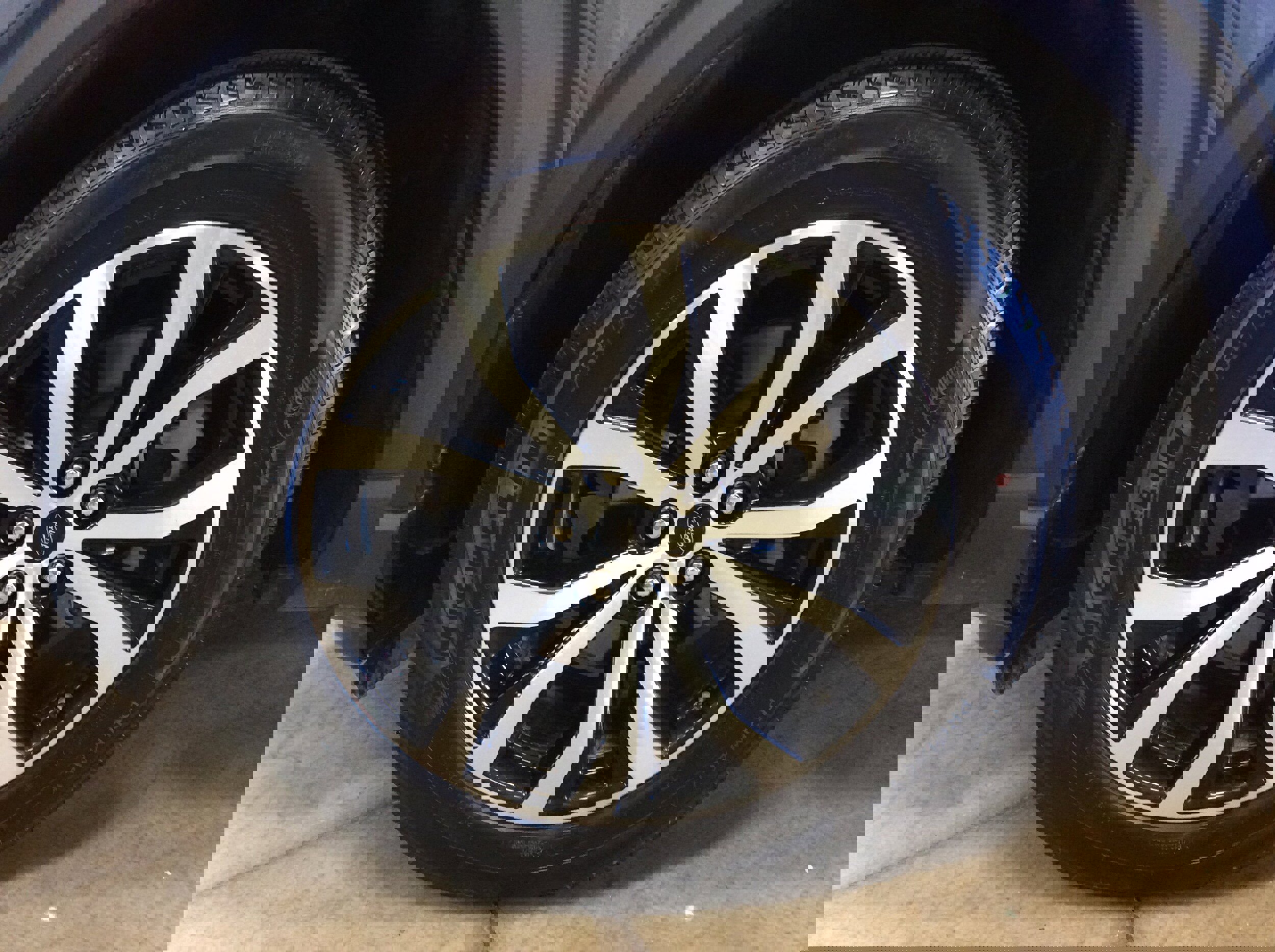 Used 2025 Ford Explorer ST-Line image 10