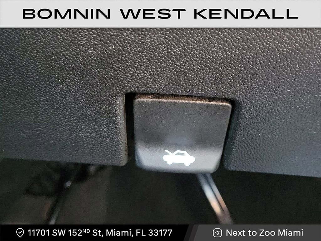 Used 2024 GMC Sierra 1500 SLE image 29