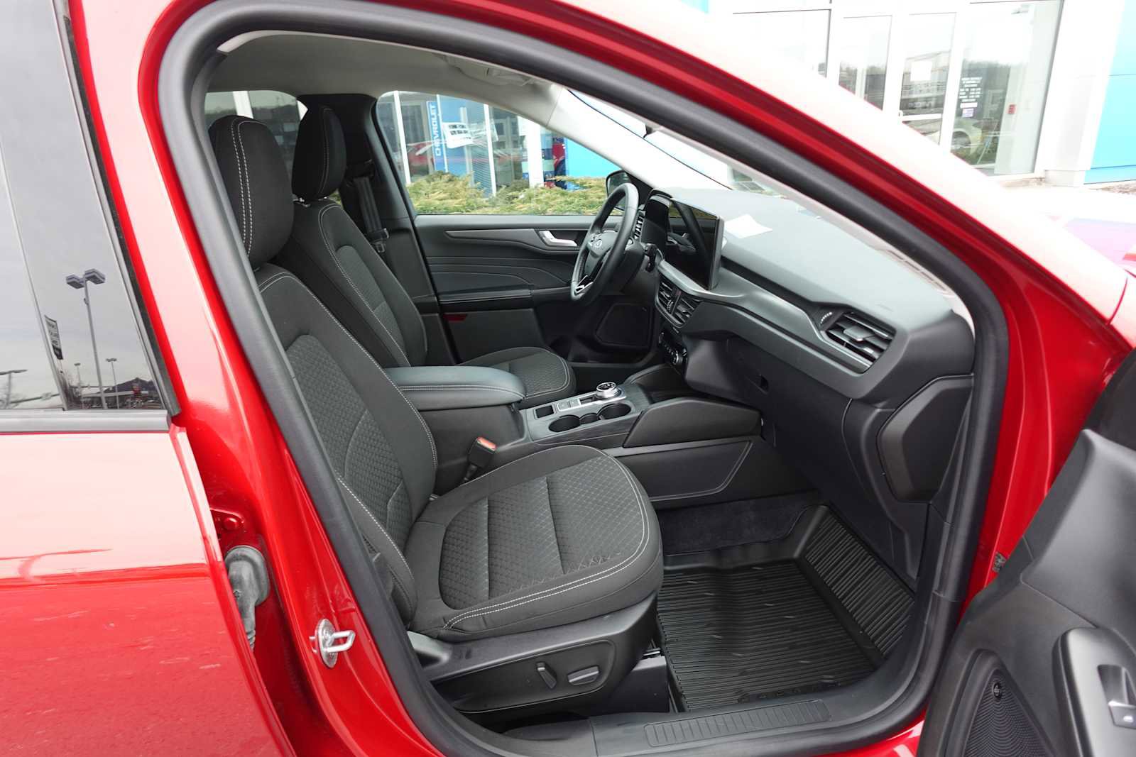 Used 2023 Ford Escape Active w/ Tech Pack #2 image 28