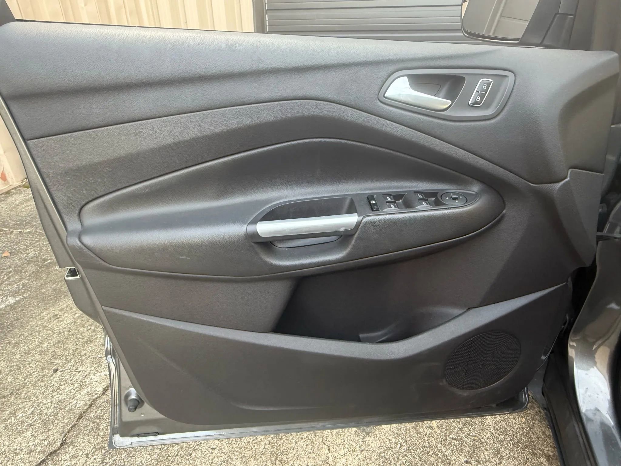 Used 2013 Ford Escape SE image 16