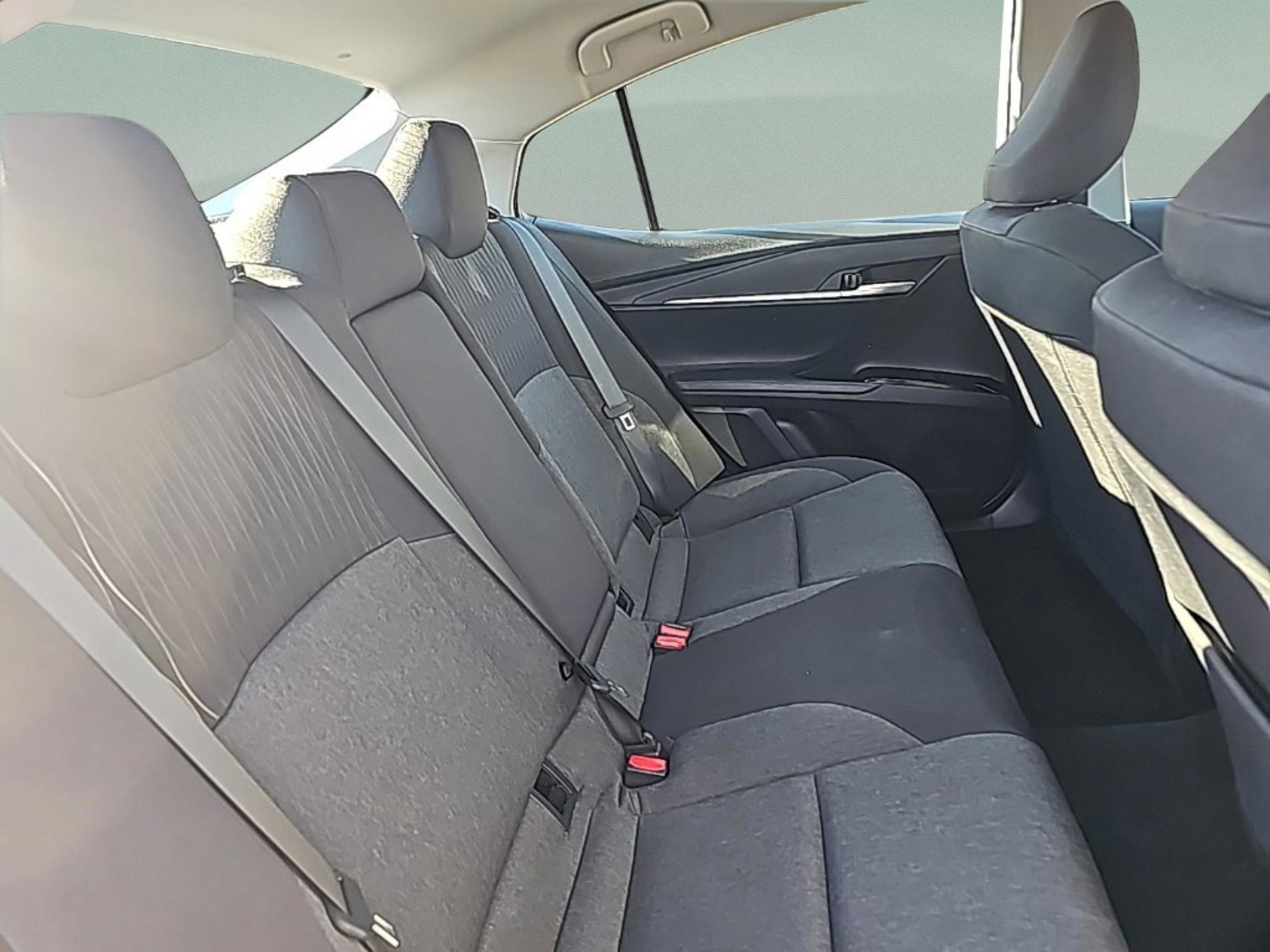 Used 2025 Toyota Camry LE image 20