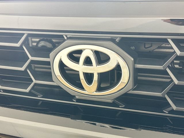 Used 2025 Toyota 4Runner TRD Off-Road Premium image 27