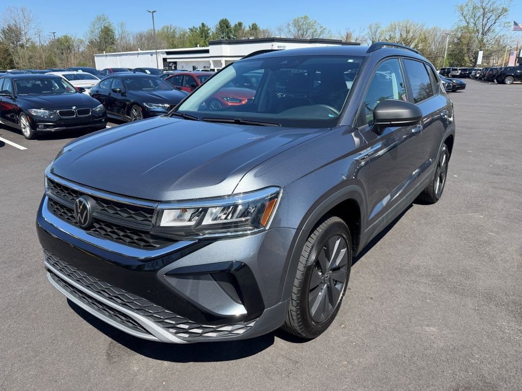 Used 2023 Volkswagen Taos S w/ Driver Assistance Package FWD image 7