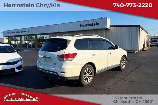Used 2016 Nissan Pathfinder SL AWD/4WD image 28