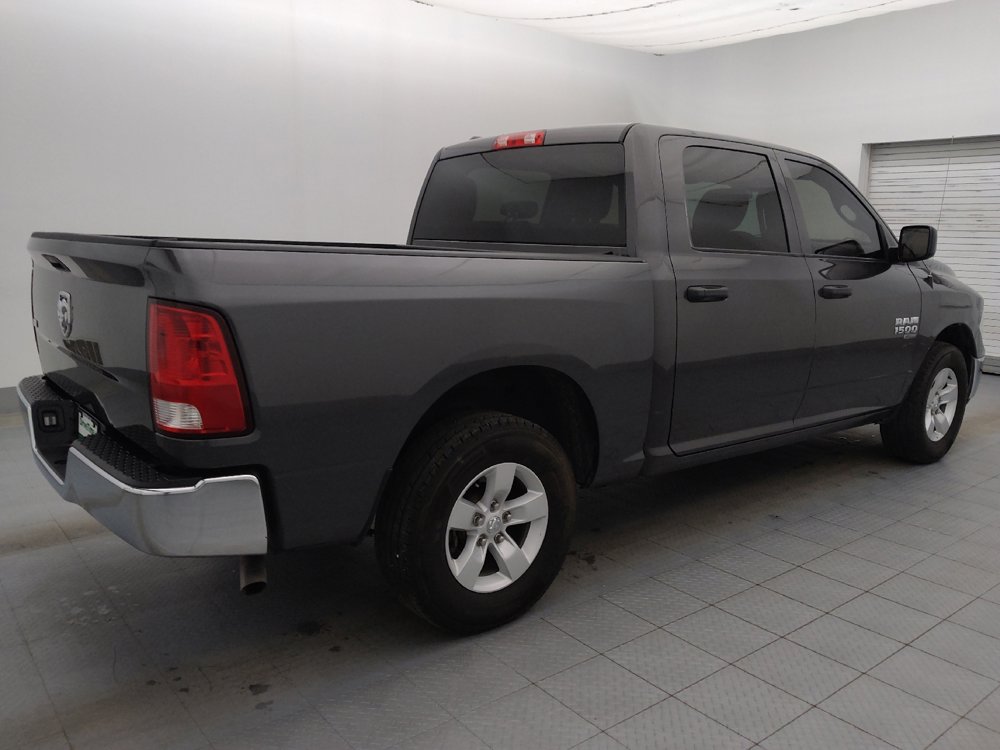 Used 2022 RAM 1500 Classic SLT image 10