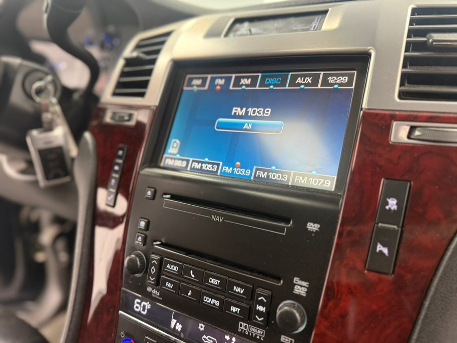 Used 2008 Cadillac Escalade EXT AWD/4WD image 58