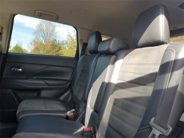 Used 2019 Mitsubishi Outlander SE image 10