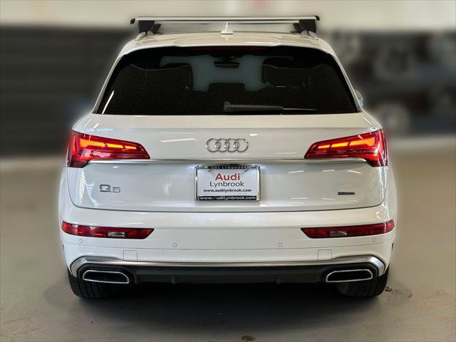 Used 2022 Audi Q5 2.0T Premium w/ Convenience Package image 5