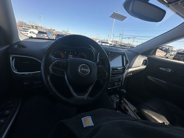 Used 2019 Jeep Cherokee Limited image 12