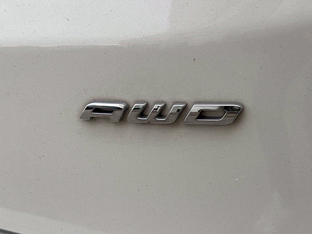Used 2024 Ford Edge SEL AWD/4WD image 4