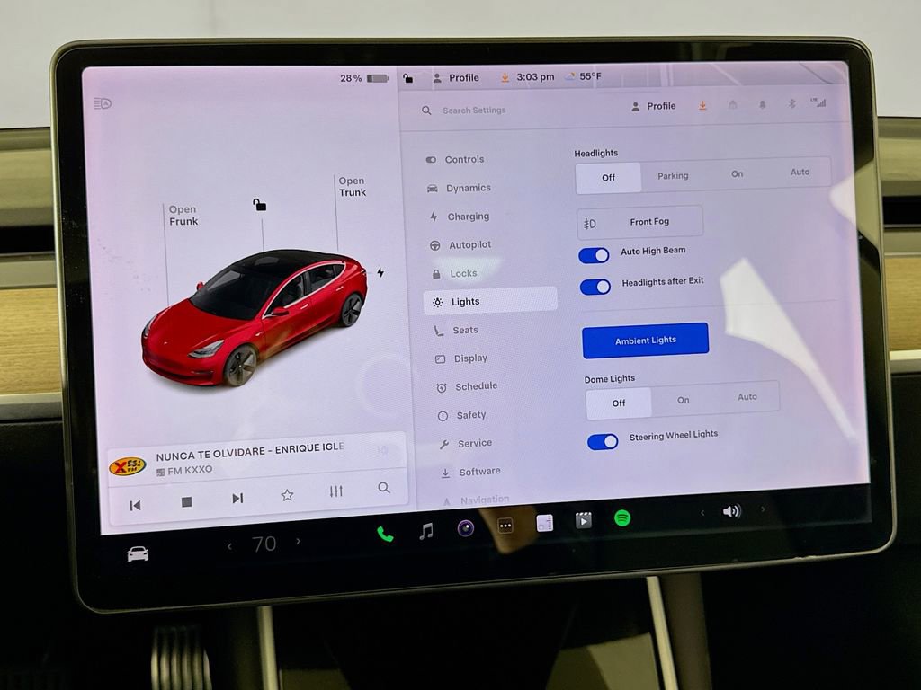 Used 2018 Tesla Model 3 Long Range image 16