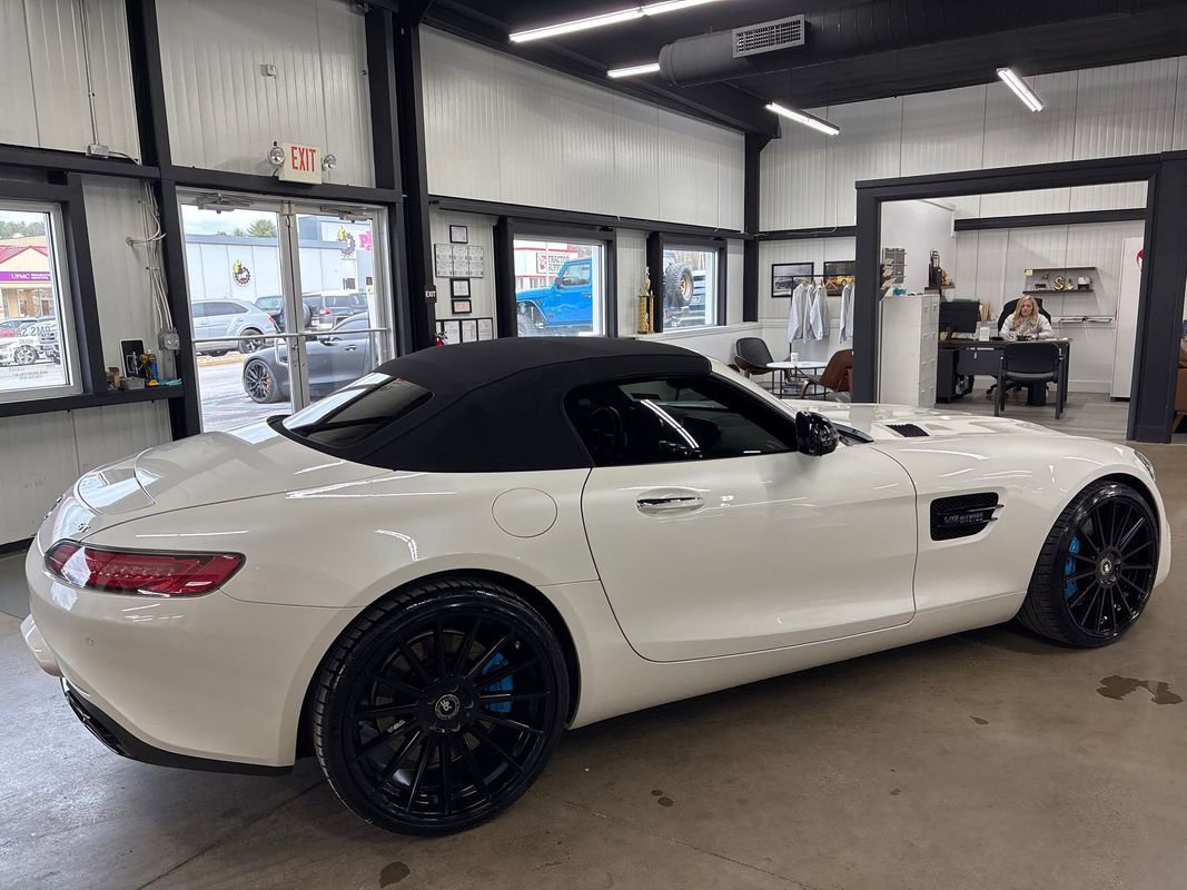 Used 2018 Mercedes-Benz AMG GT Roadster w/ Lane Tracking Package image 13
