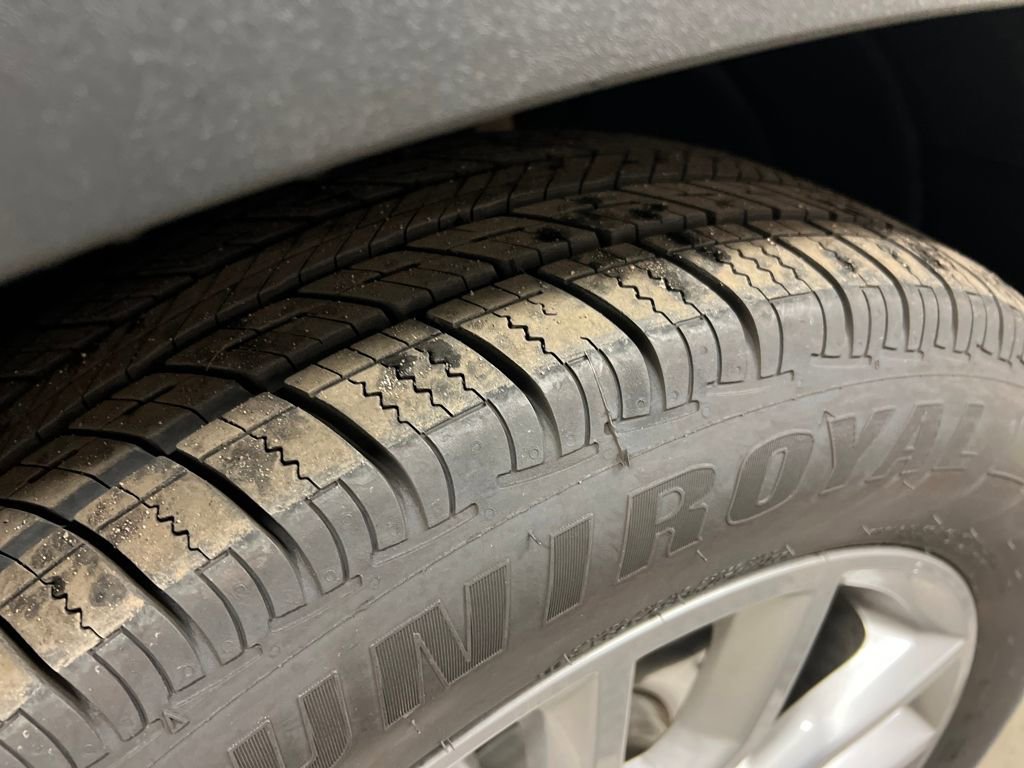 Certified 2022 GMC Terrain SLT image 11