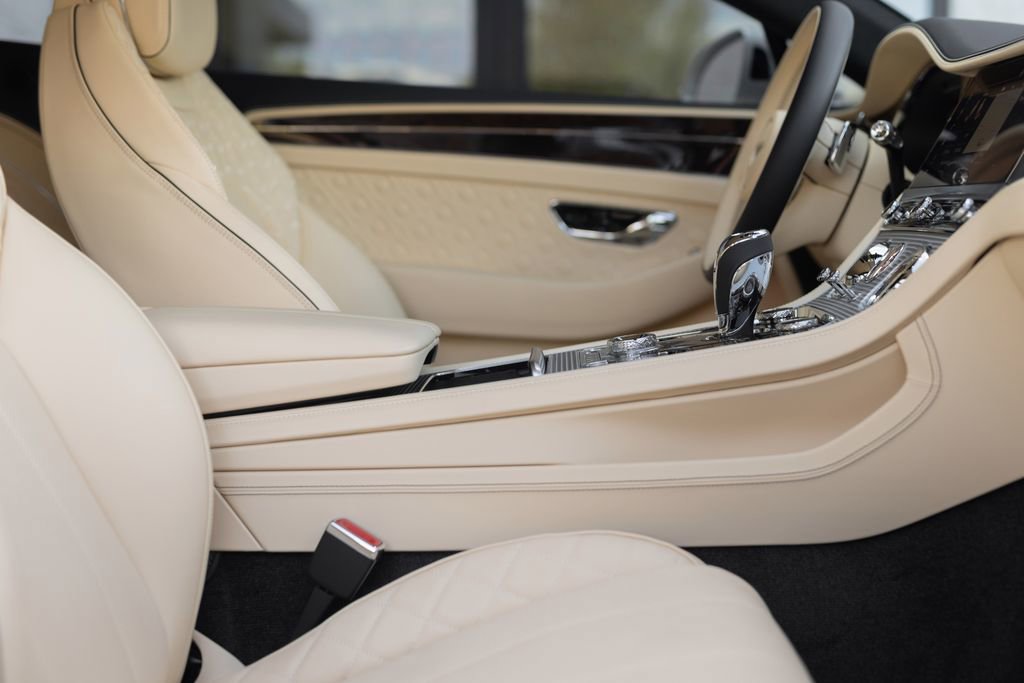 Used 2024 Bentley Continental GT Speed AWD/4WD image 41