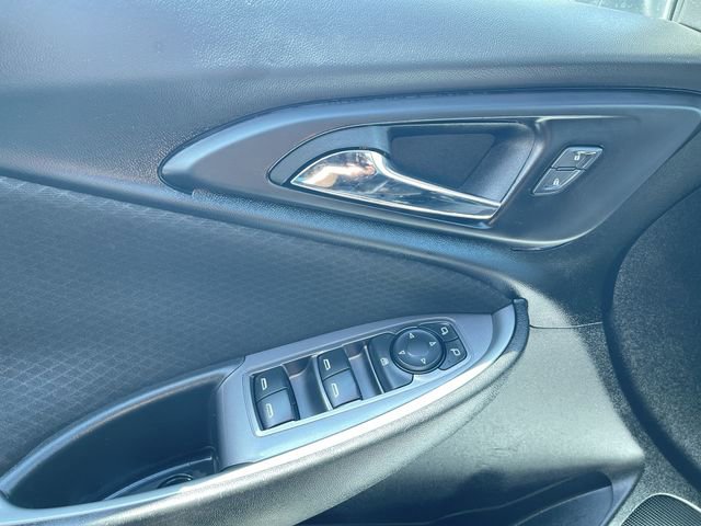 Used 2024 Chevrolet Malibu RS FWD image 23