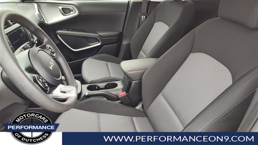 Used 2022 Kia Soul LX w/ Technology Package image 12