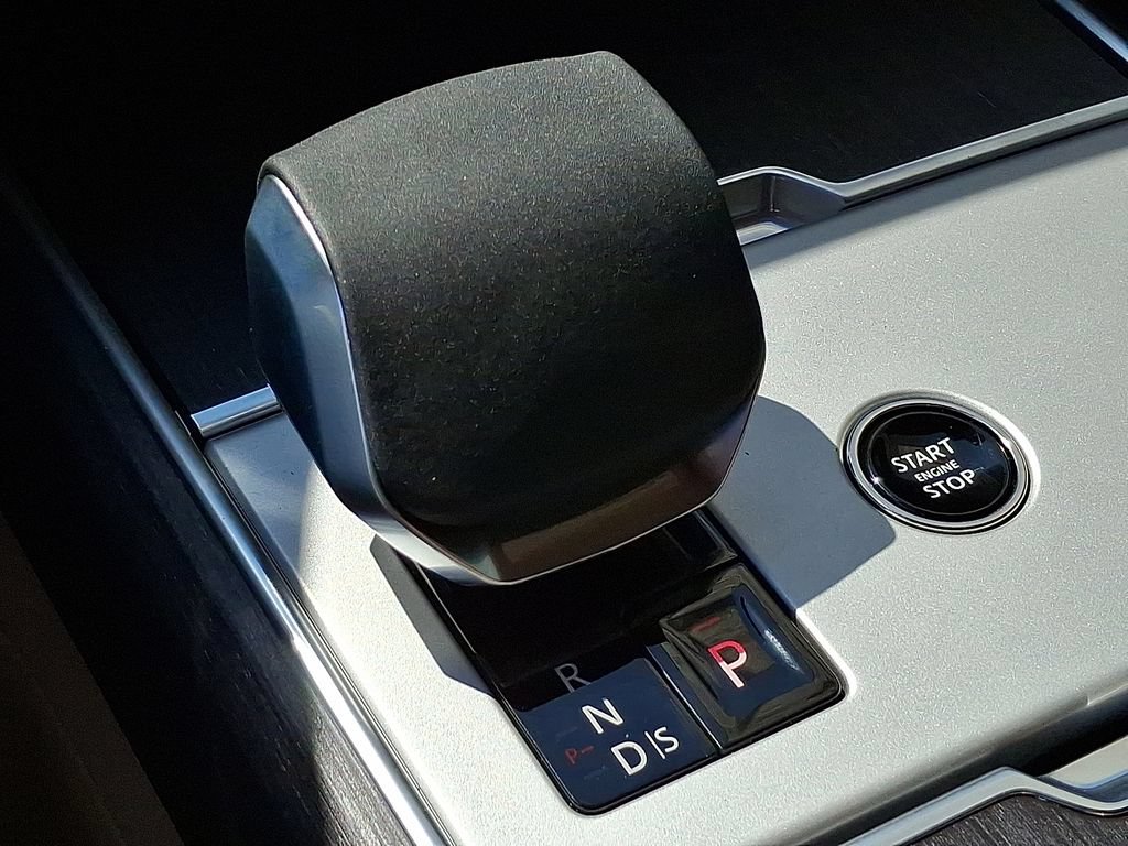 New 2026 Land Rover Range Rover SE AWD/4WD image 13