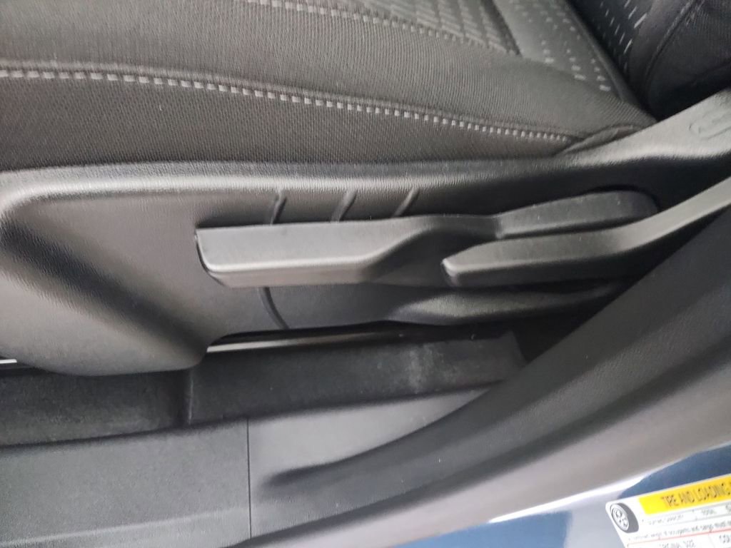 Used 2026 Chevrolet Equinox LT AWD/4WD image 16