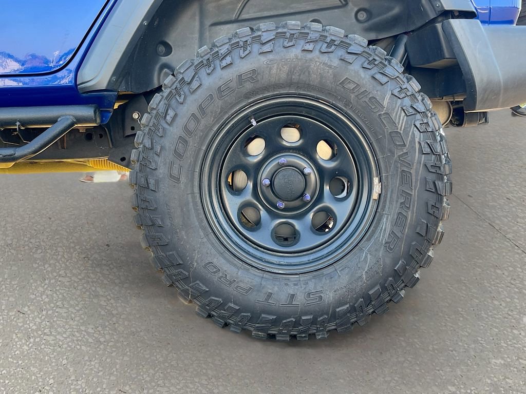 Used 2018 Jeep Wrangler Unlimited Sport image 27