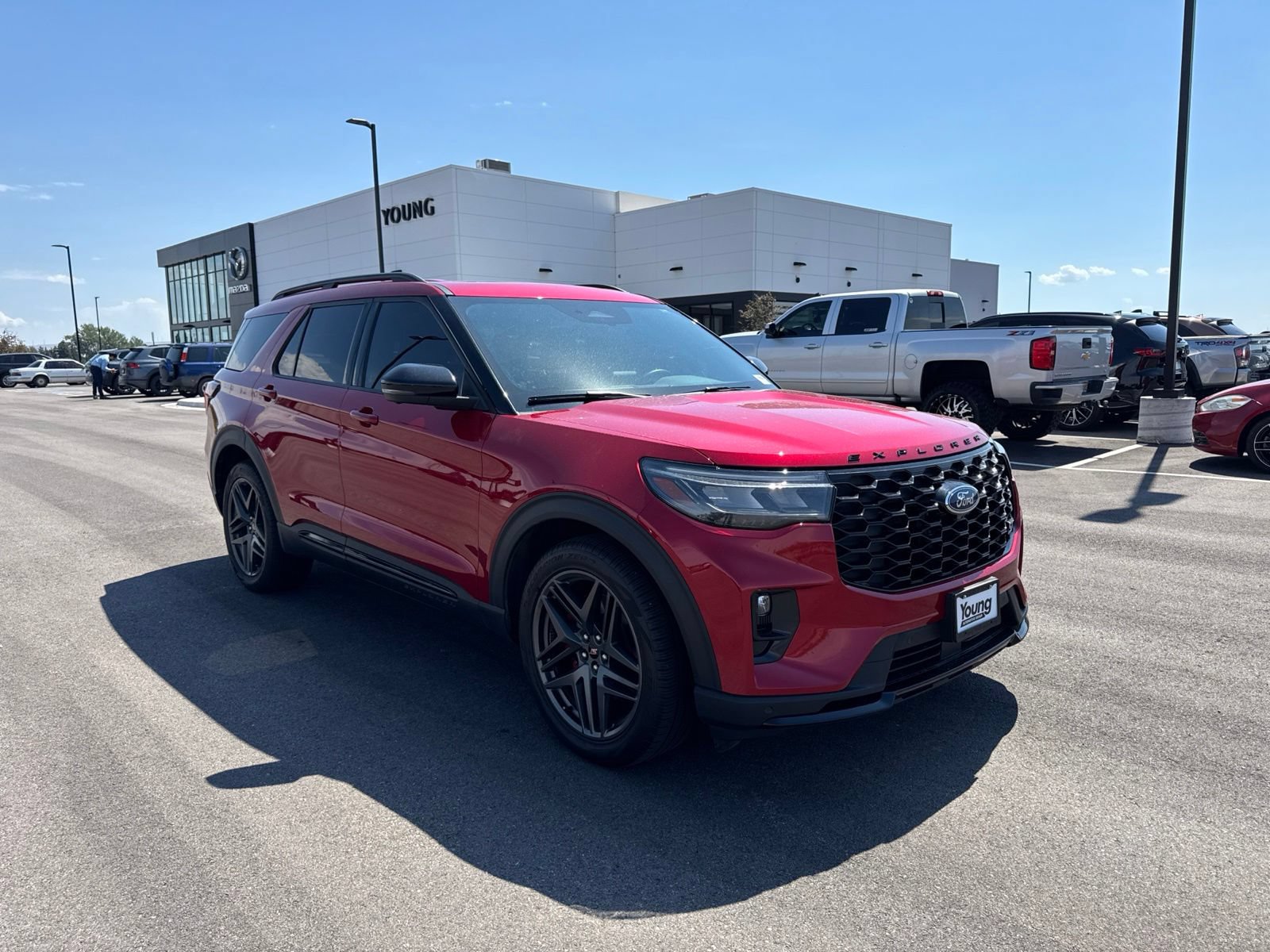Used 2025 Ford Explorer ST w/ Sun And Sound Package AWD/4WD image 1