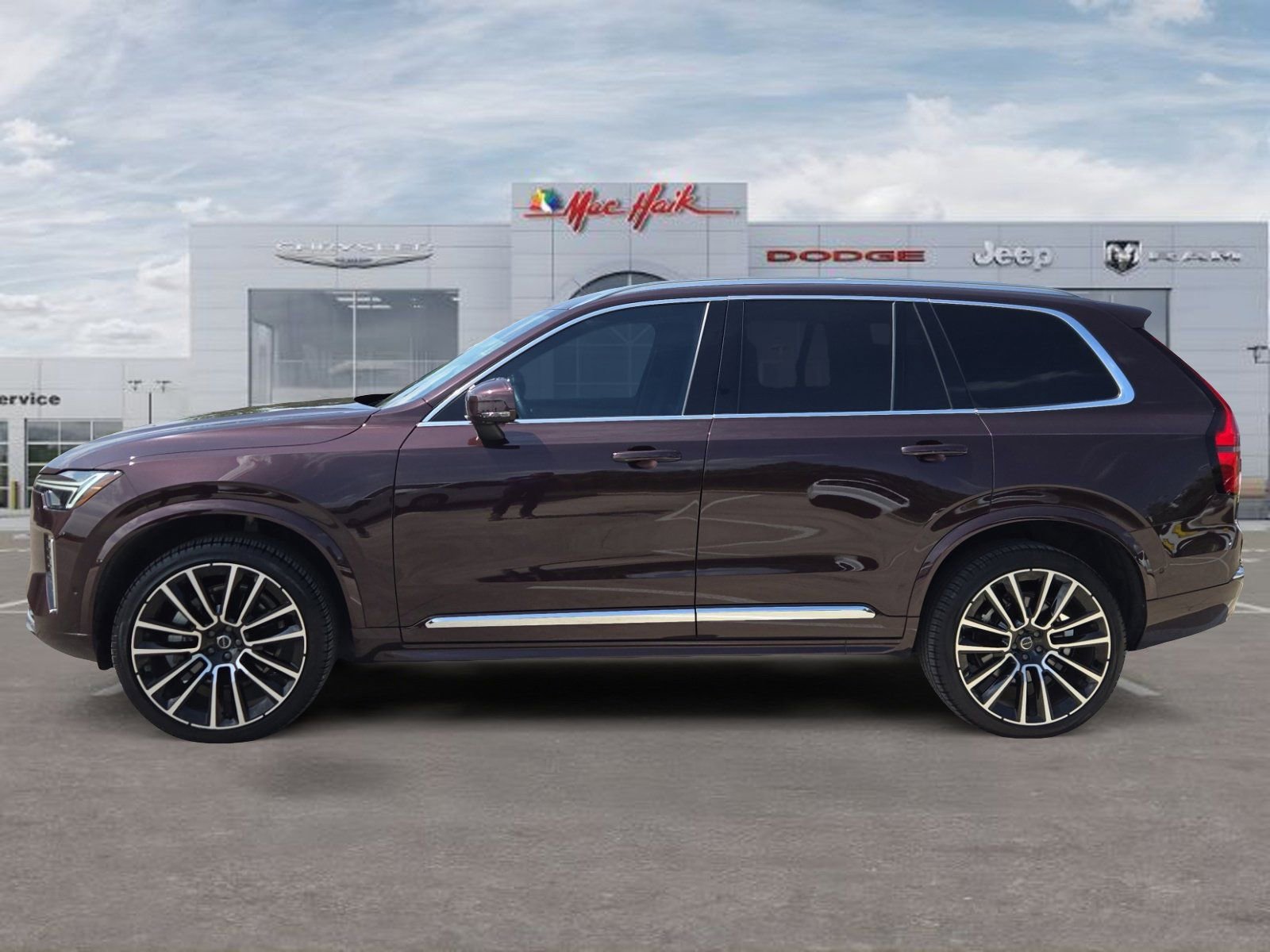 Used 2025 Volvo XC90 B6 Ultra AWD/4WD image 2