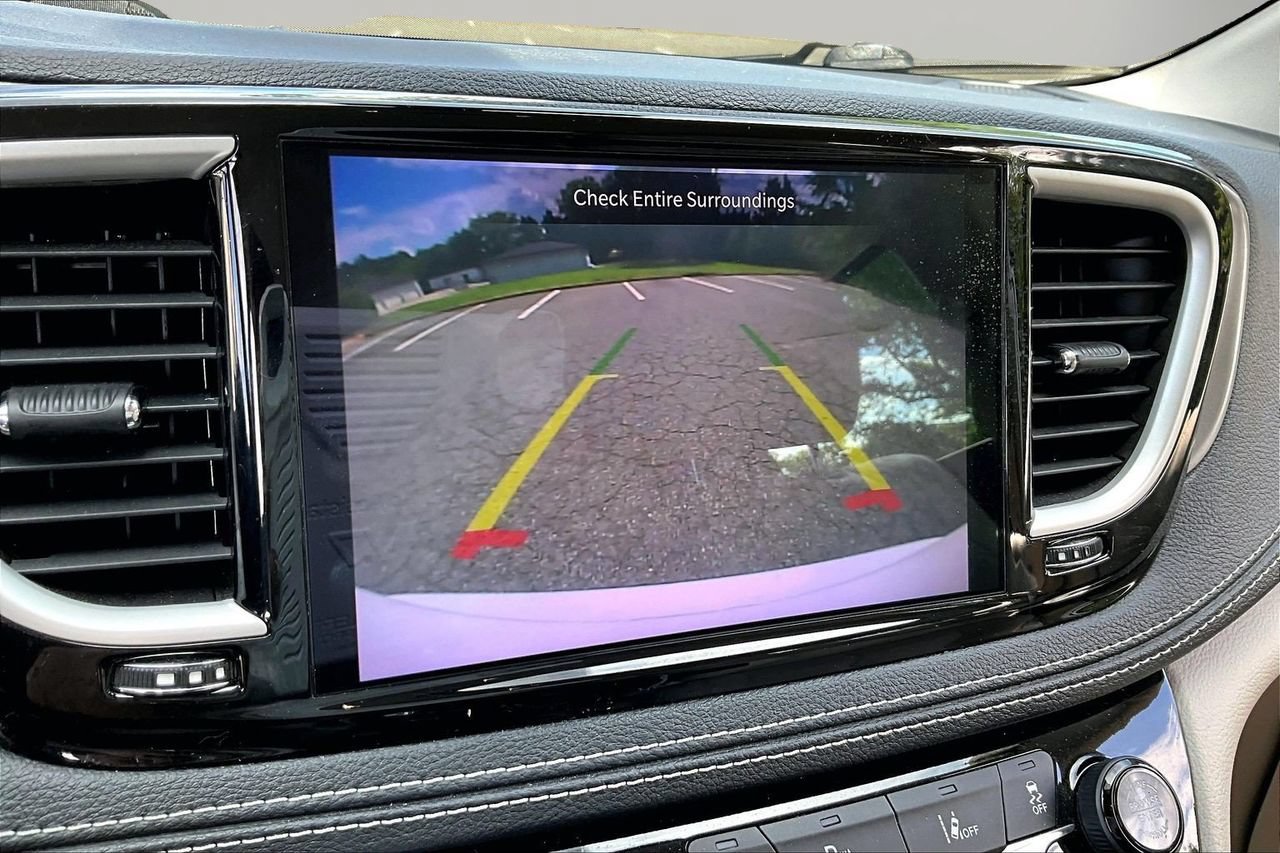 Certified 2021 Chrysler Pacifica Touring-L FWD image 12