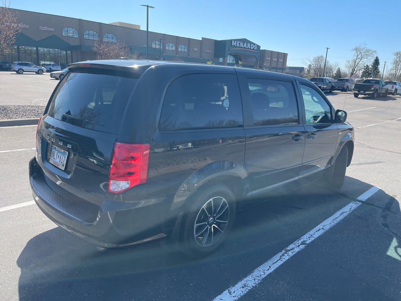 Used 2014 Dodge Grand Caravan SE FWD image 4