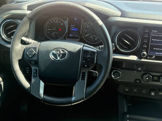 Used 2020 Toyota Tacoma TRD Sport w/ Technology Package RWD image 13