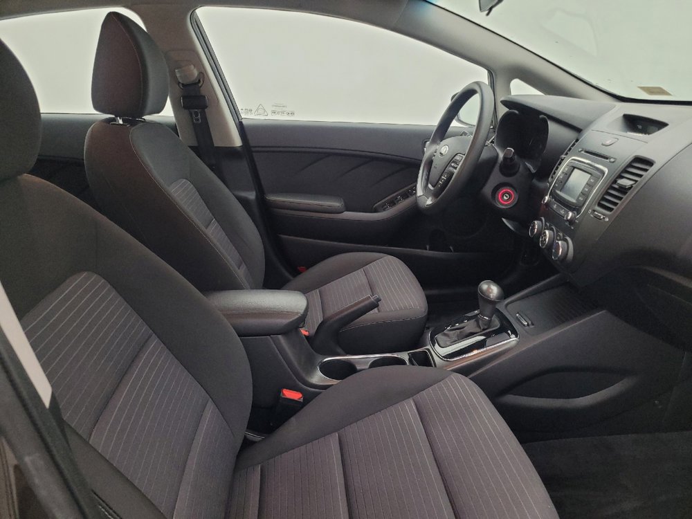 Used 2017 Kia Forte LX w/ LX Popular Package image 21