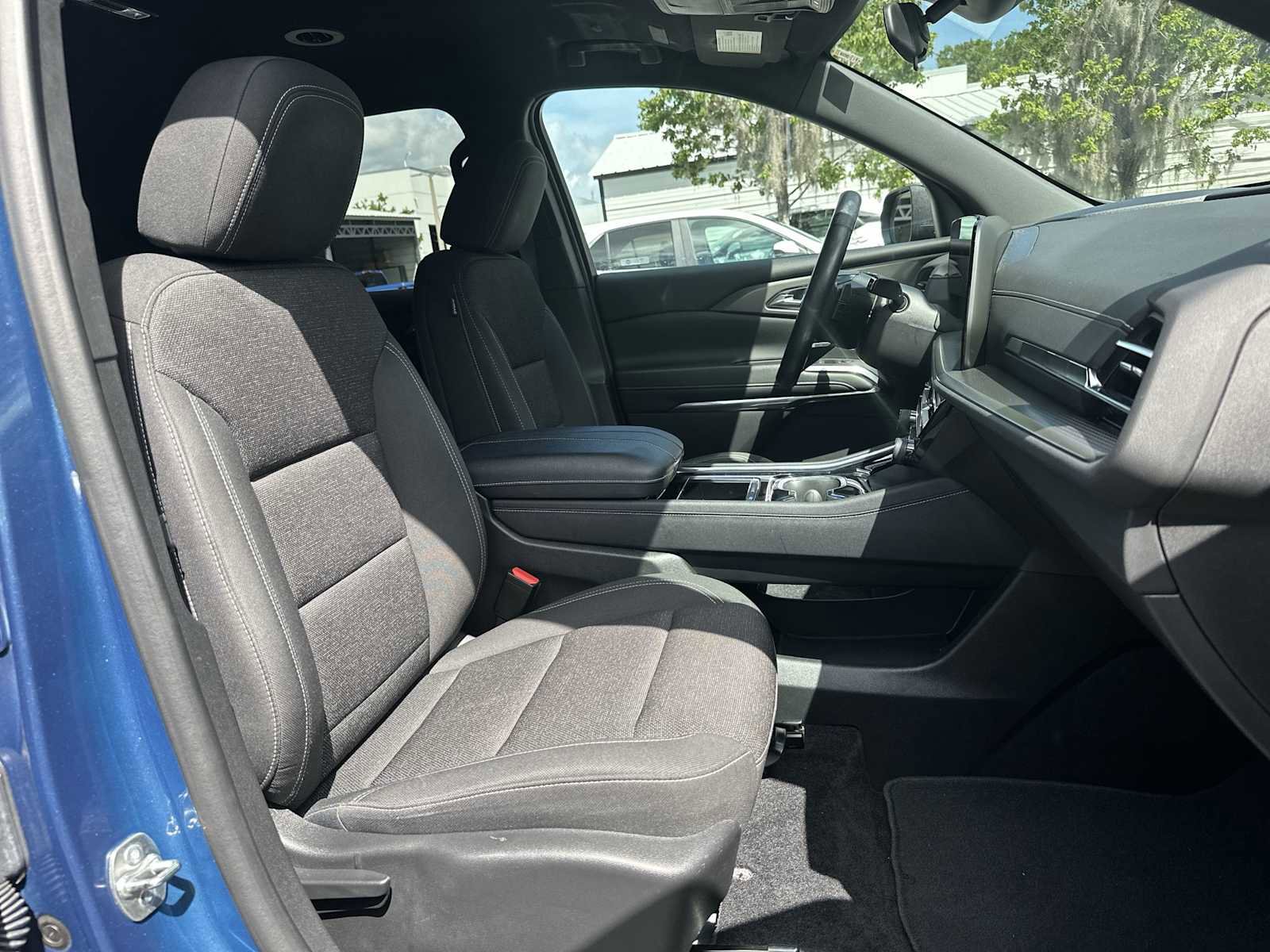 Certified 2024 Chevrolet Traverse LT FWD image 19