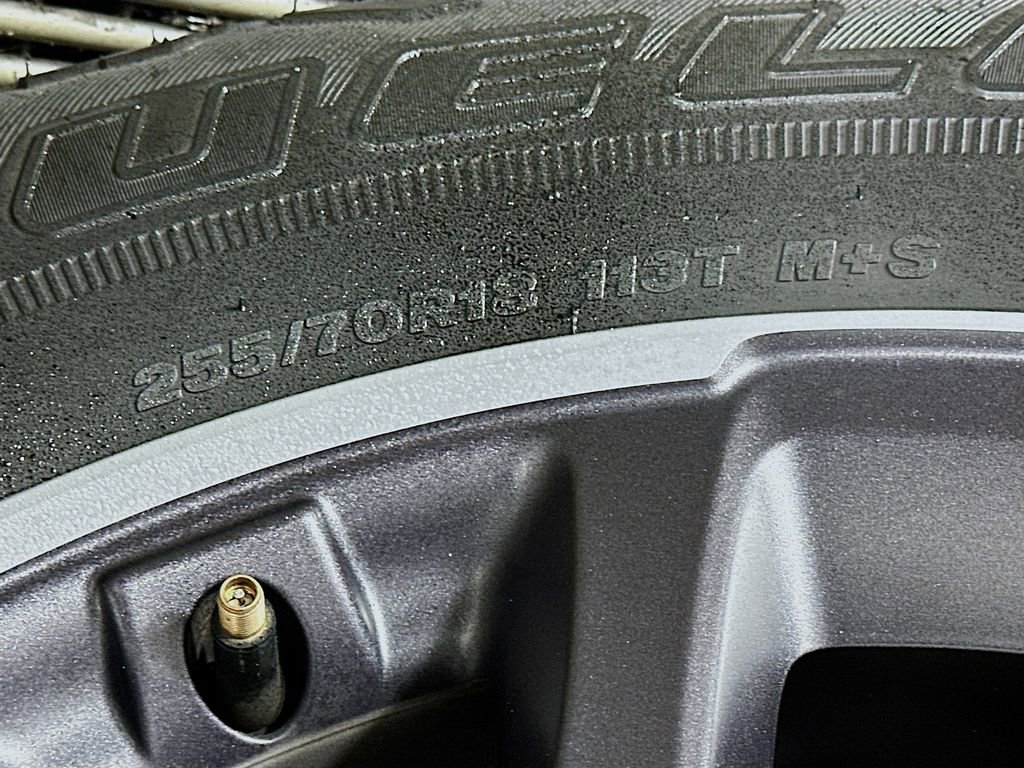 Used 2019 Jeep Wrangler Unlimited Sahara image 34