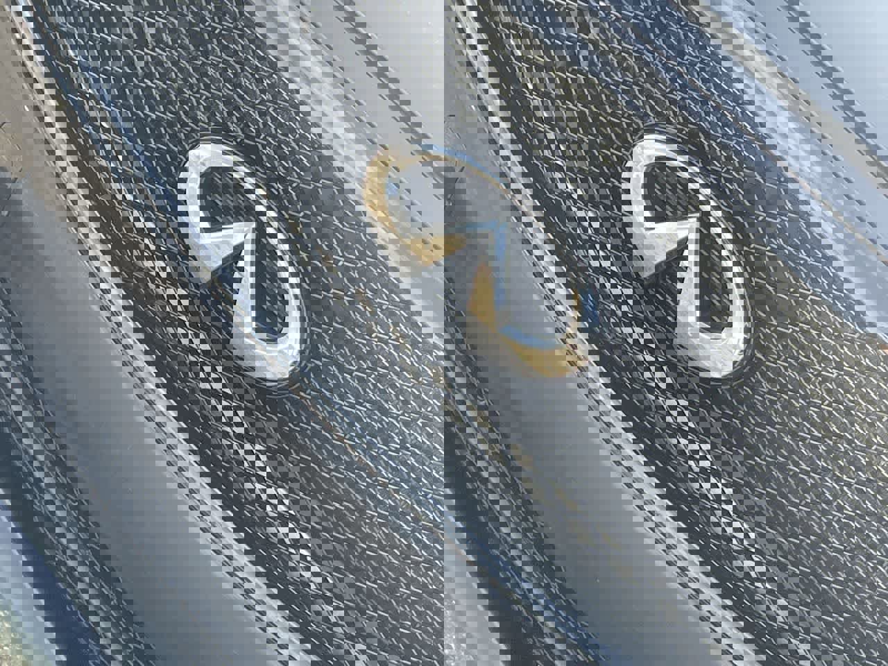 Used 2012 INFINITI M37 x w/ Premium Pkg image 32