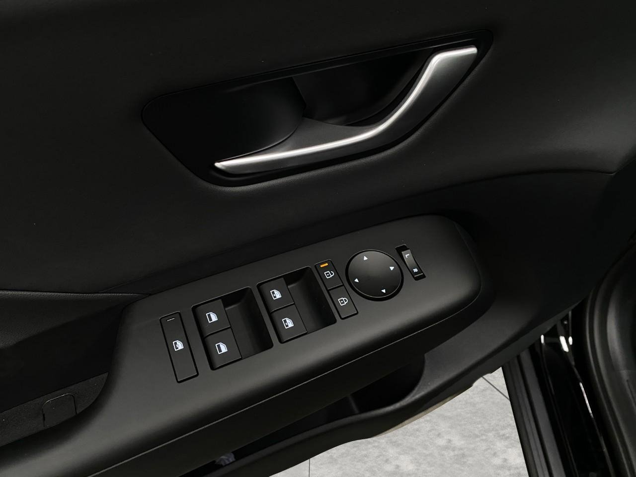 New 2026 Hyundai Kona SEL Premium image 30