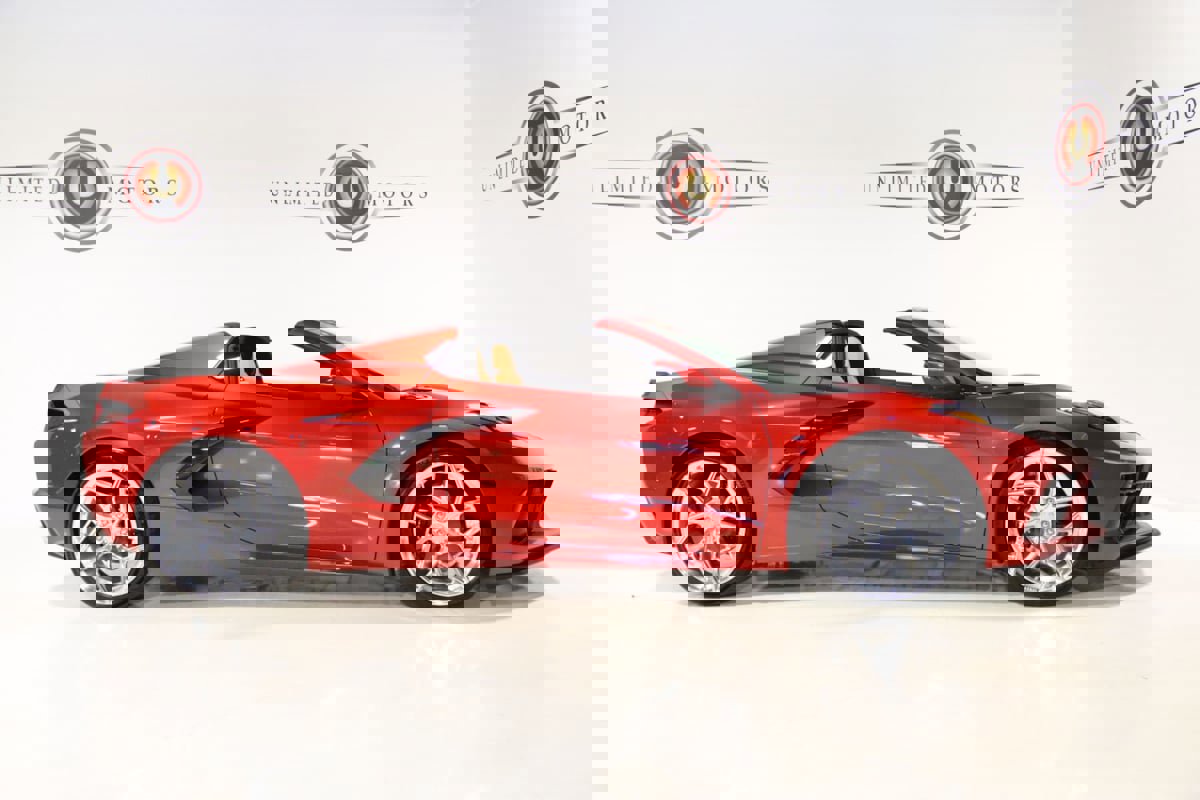 Used 2024 Chevrolet Corvette Stingray Premium Conv w/ Stealth Interior Trim Package image 5