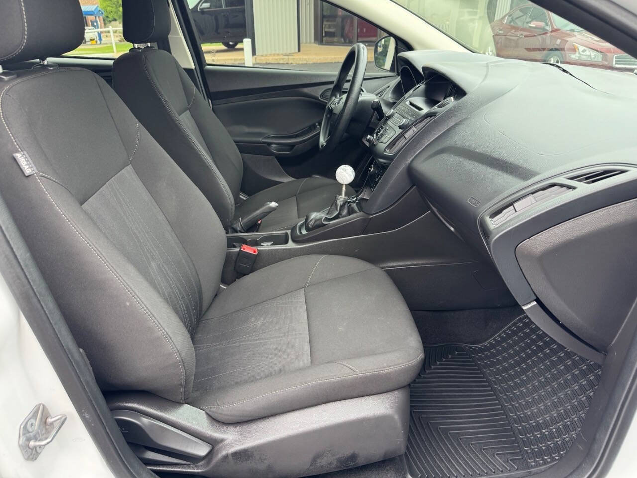 Used 2015 Ford Focus S FWD image 20