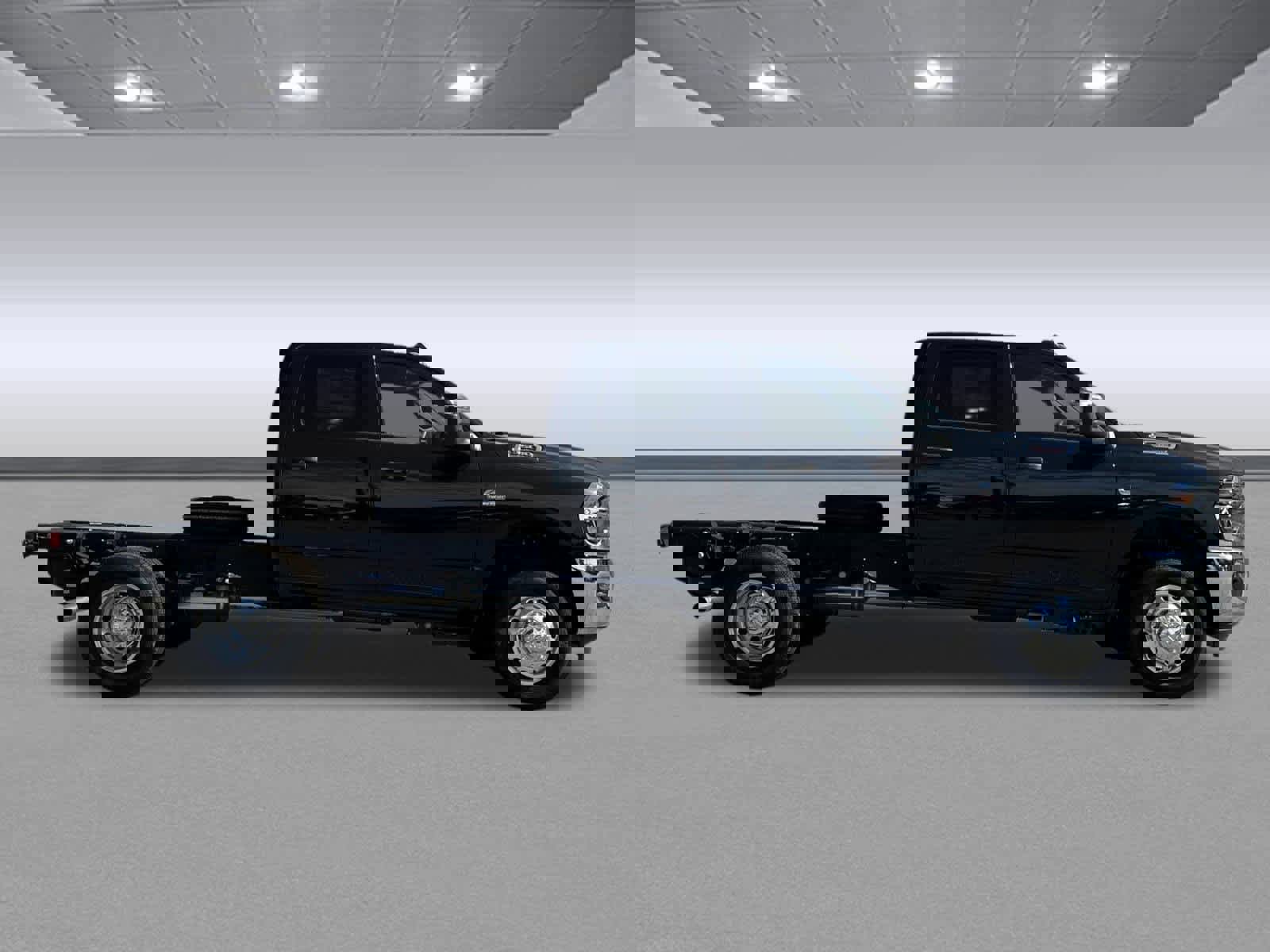 New 2026 RAM 3500 Tradesman image 8