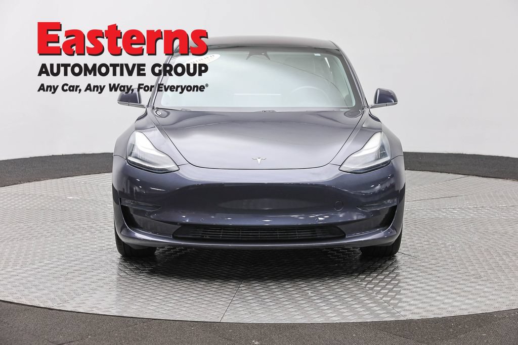 Used 2018 Tesla Model 3 Mid Range RWD image 2