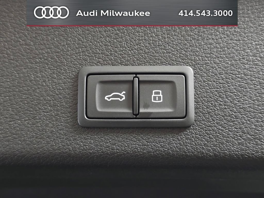 Used 2024 Audi Q8 e-tron Prestige w/ Prestige Package AWD/4WD image 10
