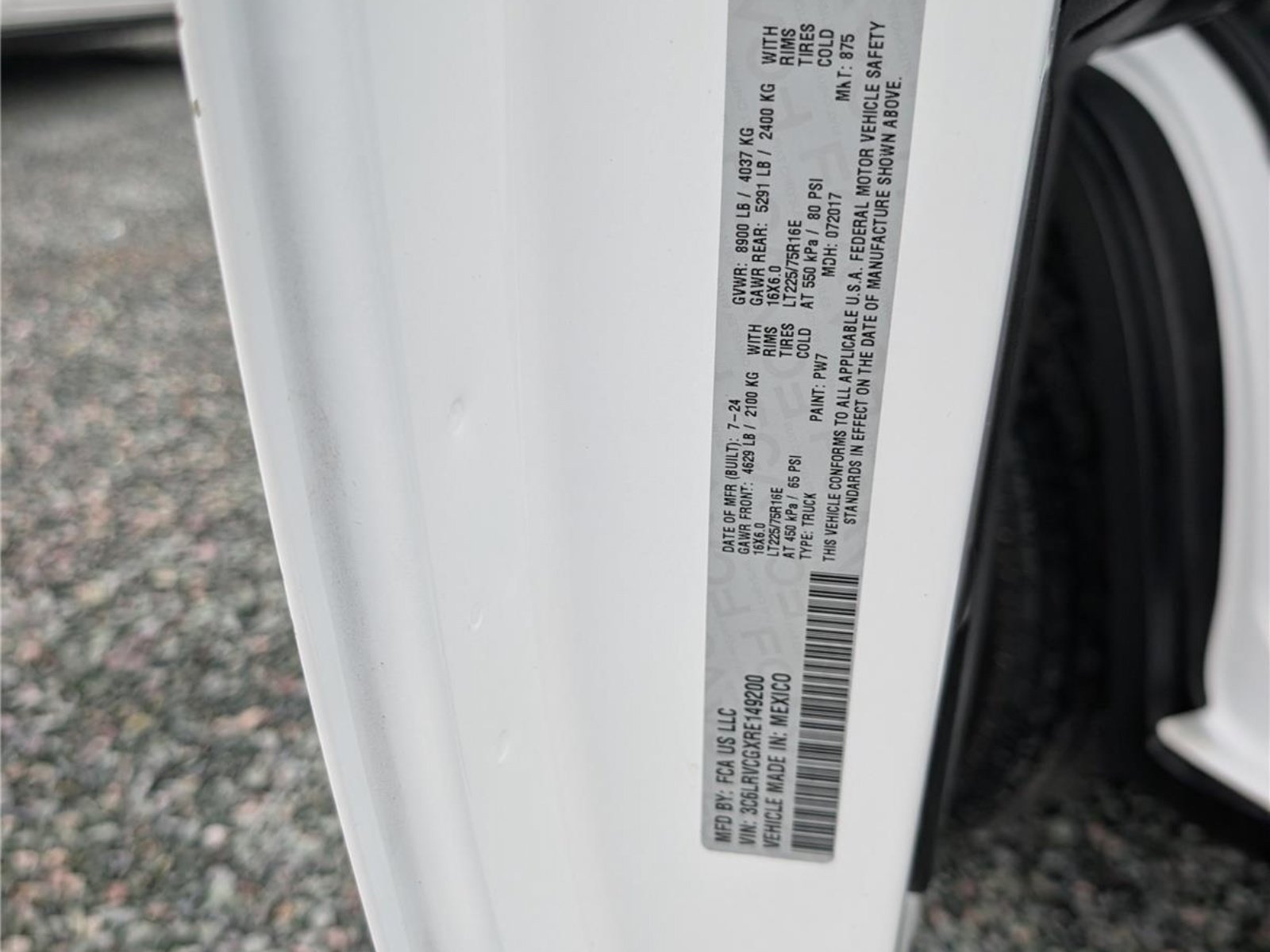 Used 2024 RAM ProMaster 2500 w/ Convenience Group FWD image 16