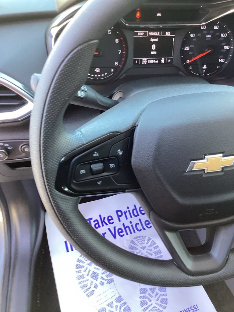 Used 2023 Chevrolet TrailBlazer LT w/ Convenience Package AWD/4WD image 27