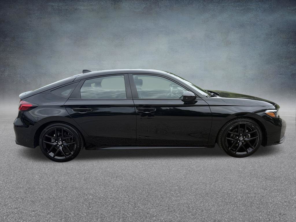 Used 2025 Honda Civic Sport image 4