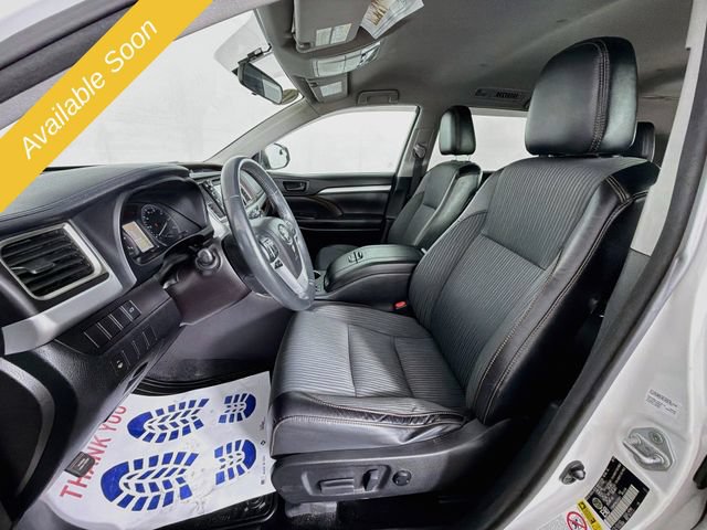 Used 2016 Toyota Highlander Plus AWD/4WD image 19