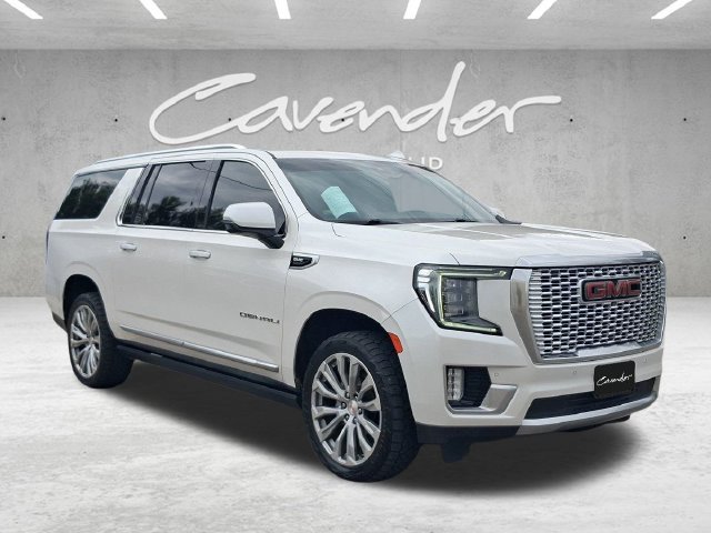Used 2021 GMC Yukon XL Denali w/ Denali Premium Package AWD/4WD image 2