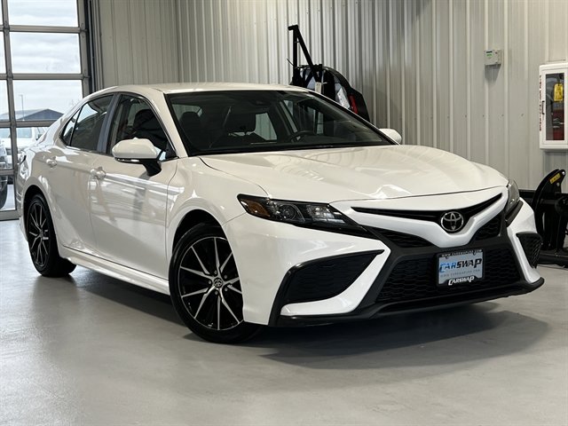 Used 2024 Toyota Camry SE