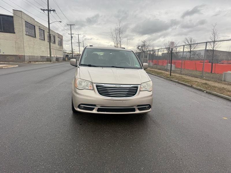 Used 2012 Chrysler Town & Country Touring w/ Entertainment Group #1 image 15